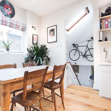 Veeve Apartment Dartmouth Park Road Tufnell Park London Exterior photo